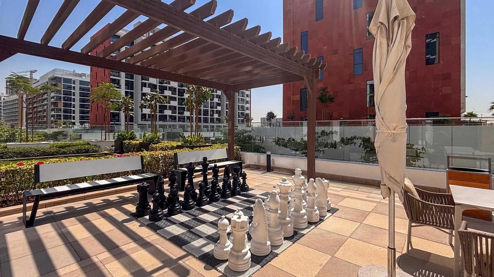 Frank Porter - Azizi Riviera 23 Dubai Apartment