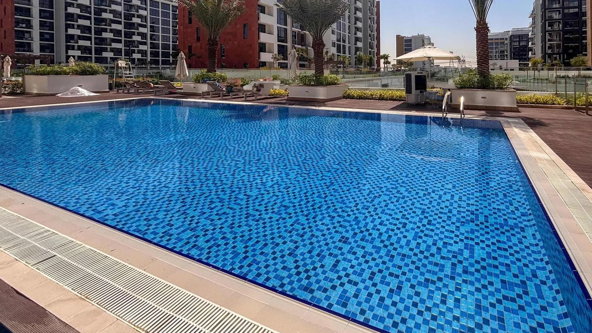 Frank Porter - Azizi Riviera 23 Dubai